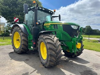 Farm tractor John Deere 6R165 - 1