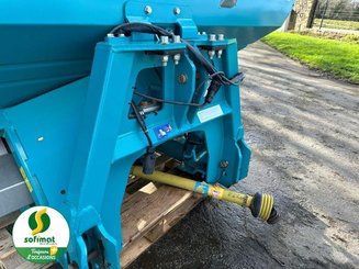 Fertiliser spreader Sky DX30+ - 4