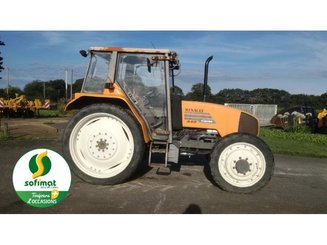 Farm tractor Renault CERES340 - 1
