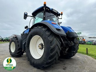 Farm tractor New Holland T7 315 - 1
