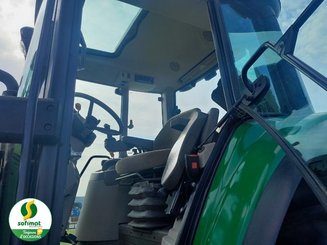 Farm tractor John Deere 6120M - 8