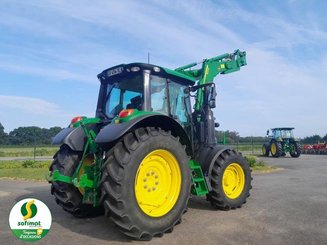 Farm tractor John Deere 6120M - 2