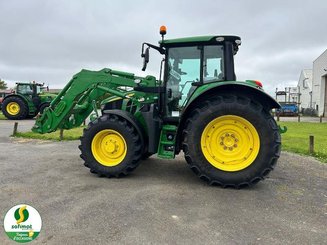 Farm tractor John Deere 6120M - 4