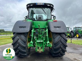 Farm tractor John Deere 7270R - 2