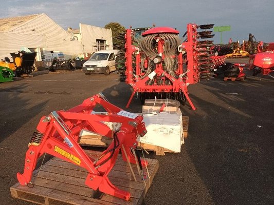 Conventional-till seed drill - BTFR450036DD
