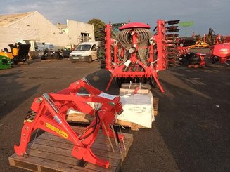 Conventional-till seed drill Kuhn BTFR450036DD - 1