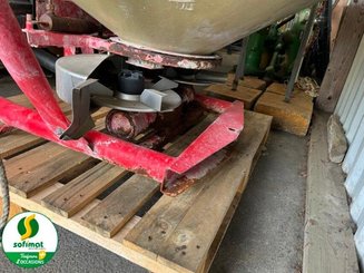 Sand spreader Agram Non-renseigné - 1