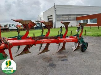 Plough Kverneland F - 2