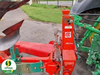 Plough Kverneland F - 5