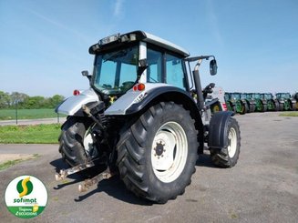 Farm tractor Valtra N122 - 3