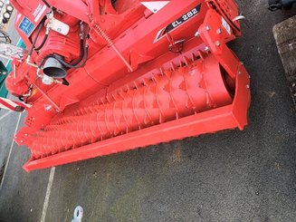 Soil preparation work Kuhn ROULEAU MAXIPACK - 2