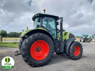 Farm tractor Claas AXION830 - 2