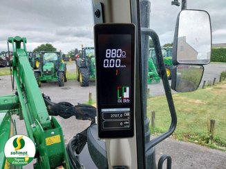 Farm tractor John Deere 6130M - 7