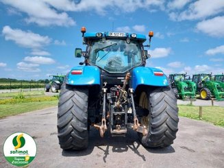 Farm tractor New Holland T7235 - 3