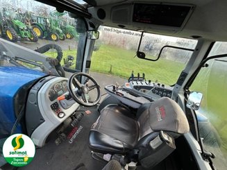Farm tractor Valtra N134 - 4