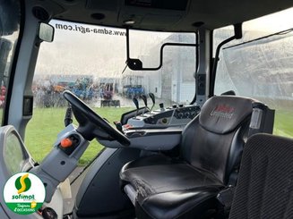 Farm tractor Valtra N134 - 6