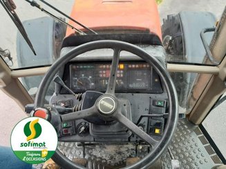 Farm tractor Case IH CVX120 - 10