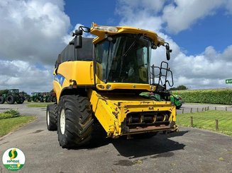Combine harvester New Holland CX8080 - 5