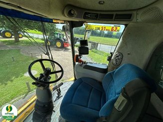 Combine harvester New Holland CX8080 - 6