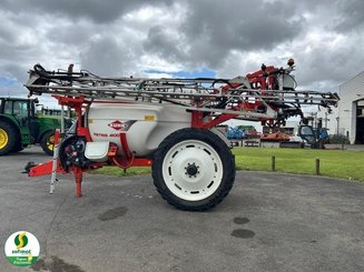 Mounted sprayer Kuhn METRIS4100 - 4